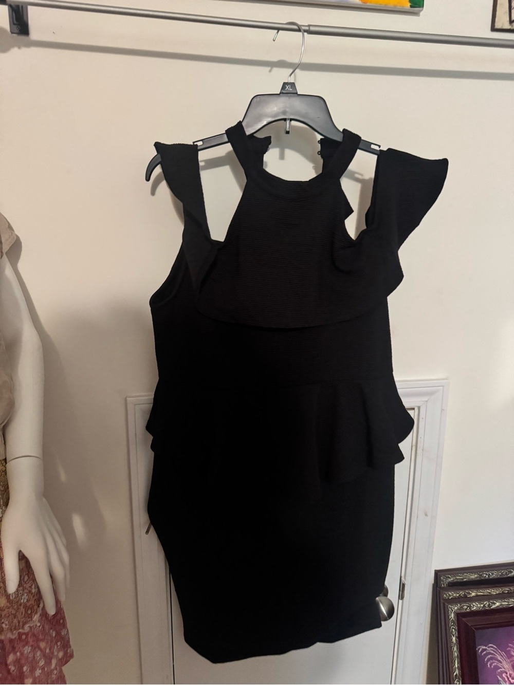 Lalagen Black Ruffled Sleeveless Dress - Elegant Women’s Party Dress